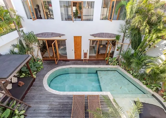 Lovely 4br Rooftop Sunset - Seminyak *